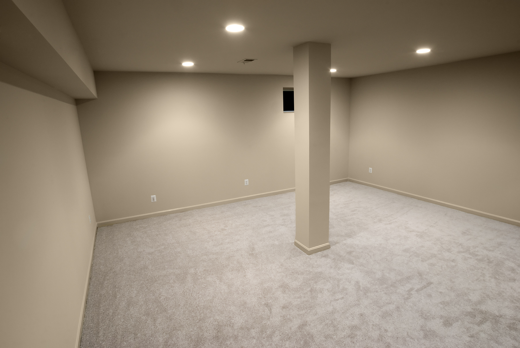 Abstract image of a newly constructed basement bedroom.
[url=http://www.istockphoto.com/file_search.php?action=file&amp;lightboxID=4113921][img]http://farm3.static.flickr.com/2019/2492870375_dbc144af36.jpg?v=0[/img][/url]